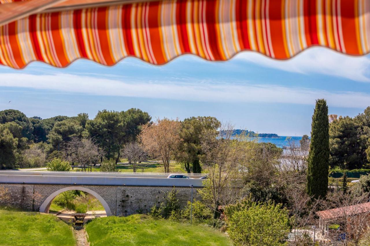 Apartment Vito With Sea View Fazana Bagian luar foto